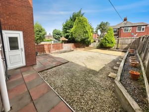 Photo 16- click for photo gallery